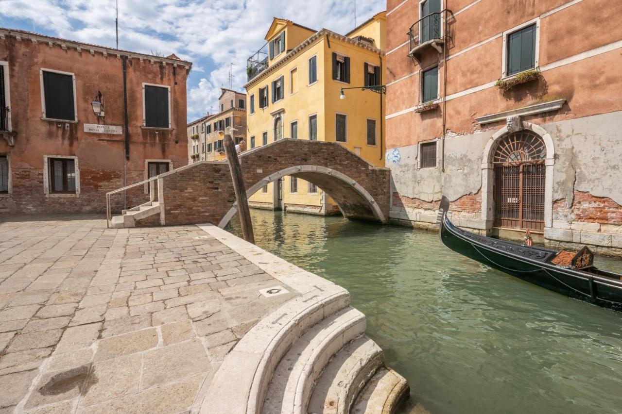 Bright Apartment On Venetian Roofs R&R エクステリア 写真